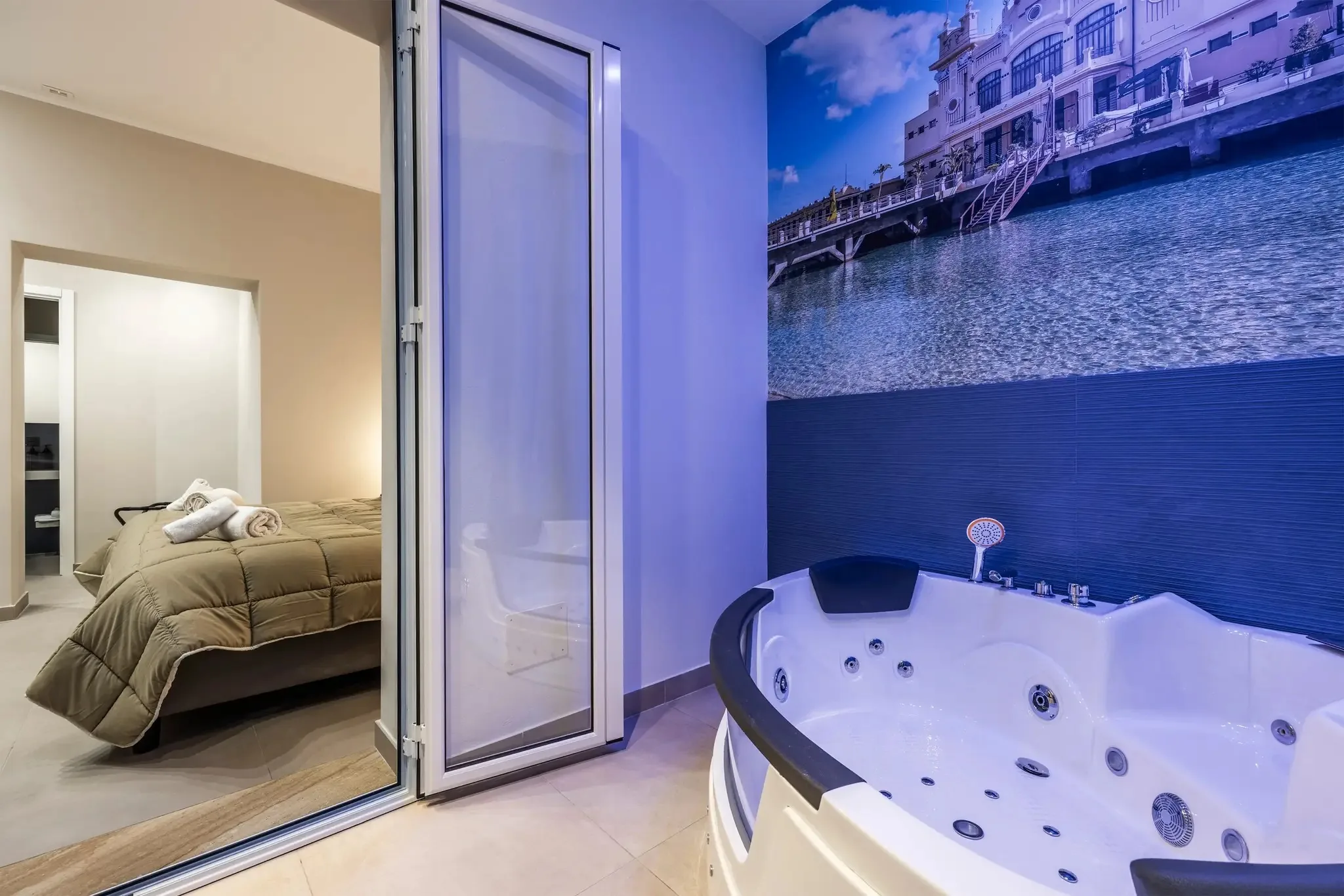 Suite Mondello con Jacuzzi privata a Palermo